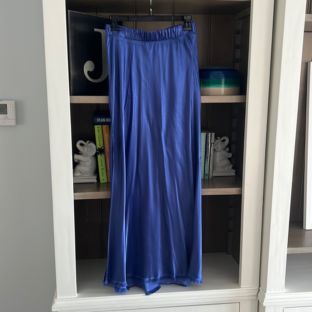 Nation satin maxi/ midi skirt blue Small